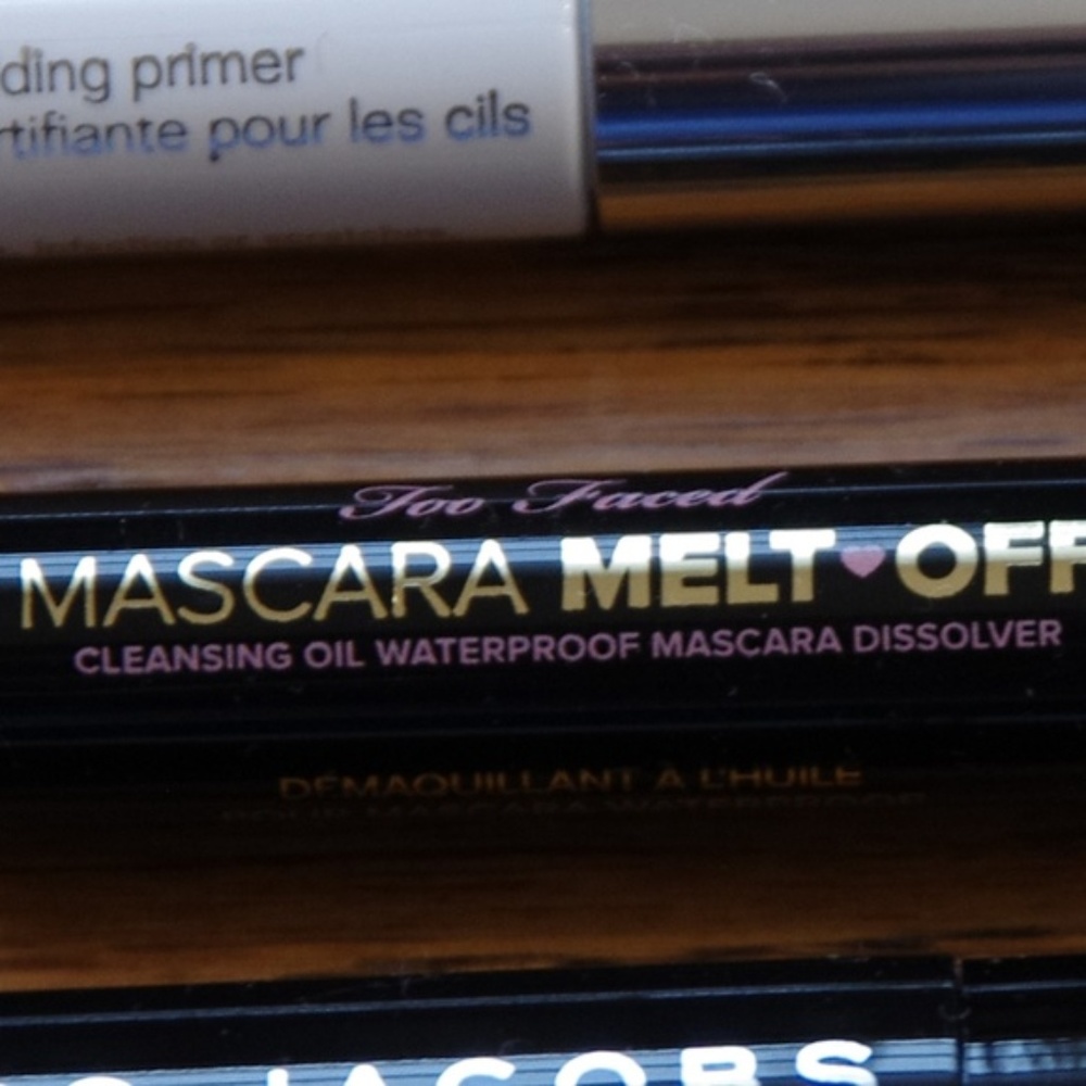Deluxe trial Too Faced mascara Melt-off